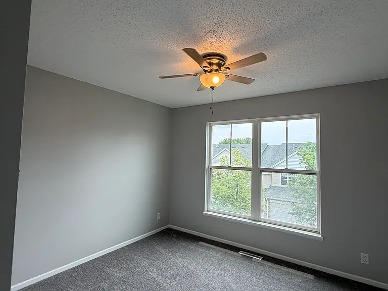 2688 Pinkspire Ln E — Photo 18