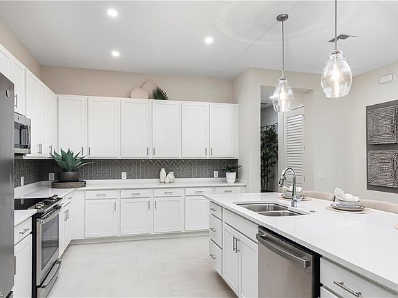 3rd image of 315 Indies DR W #202
