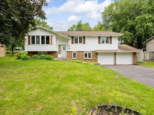 4657 Flag Ave N, New Hope, MN 55428