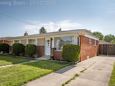 28616 Newport Dr, Warren, MI, 48088