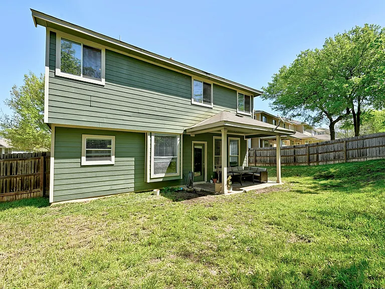 2213 Hazen Ln — Photo 30