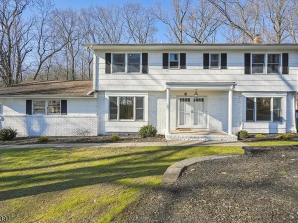 8 Stratford Way, Parsippany-Troy Hills Twp., NJ 07950