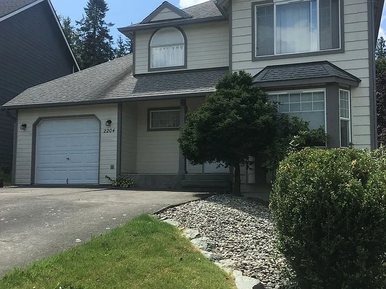 2204 Wildflower Way — Photo 2