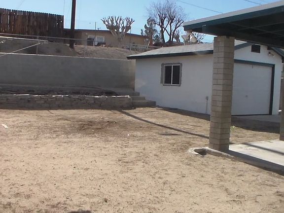 Garage/backyard/patio