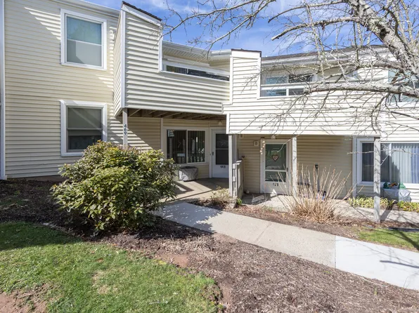 469 East Mitchell Avenue #469, Cheshire, CT 06410