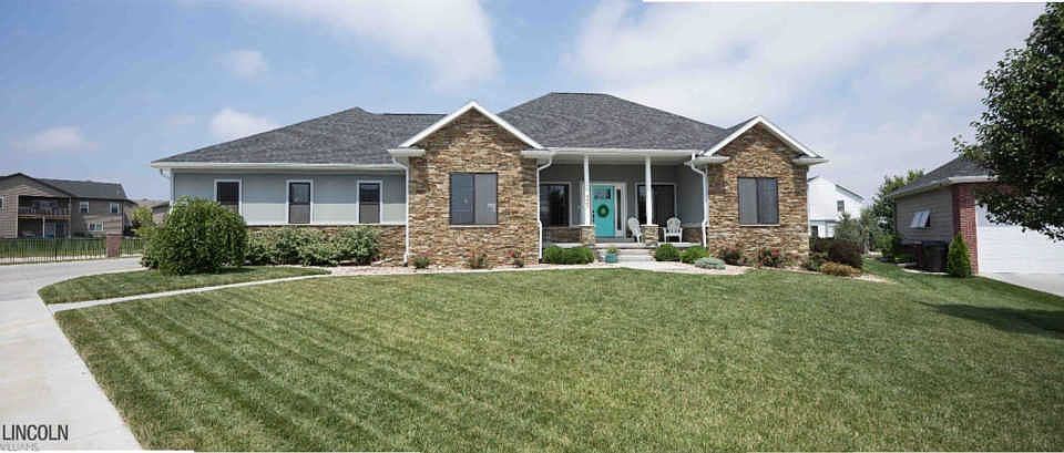 1st image of 9902 Blue Water Cir