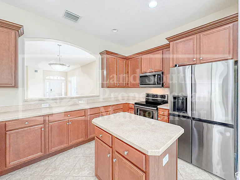 1762 Altavista Cir — Photo 15