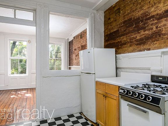 2nd image of 430 E 9th St APT 16