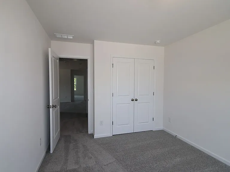 3201 Lilac Grove Dr — Photo 9