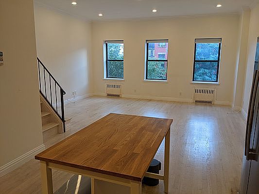 1st image of 691 Sackett St #3