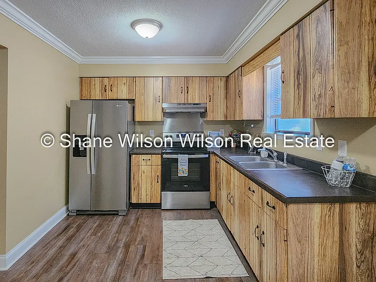 151 Kathy Dr — Photo 3