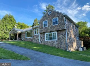 11030 River Rd, Potomac, MD 20854