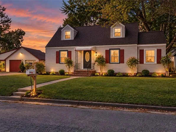 15 Roberts Ct E, Portsmouth, VA 23701
