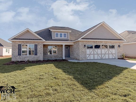 2nd image of 612 Broderick Cir Lot 5