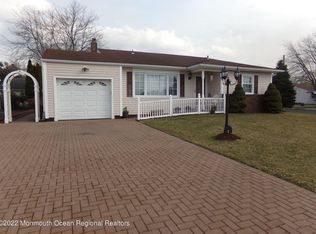 2 Harmony Rd, Toms River, NJ 08757