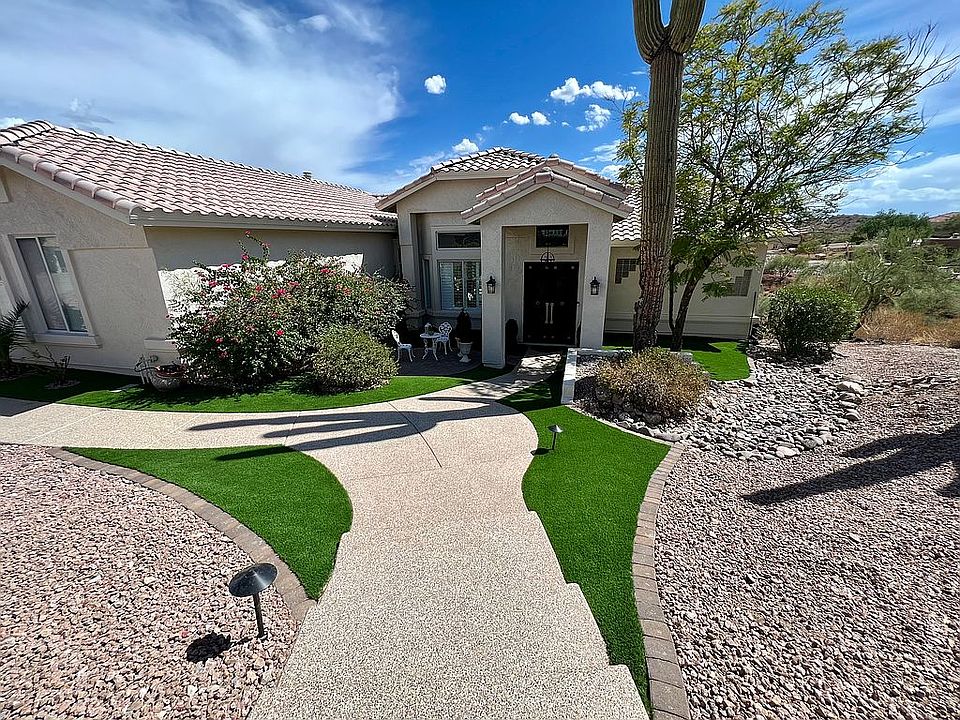 2nd image of 16051 E Venetian Ln
