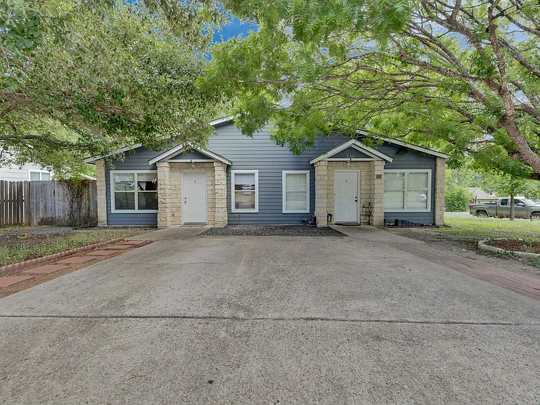 208 Flournoy Dr #A — Photo 15