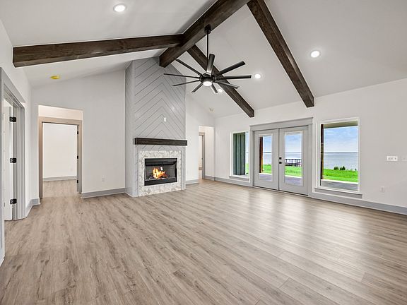 4th image of 253 Caro Dr