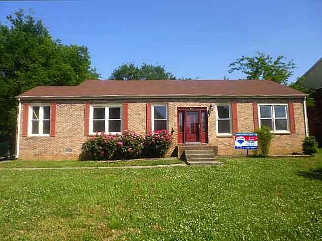 1st image of 408 Clearwater Dr
