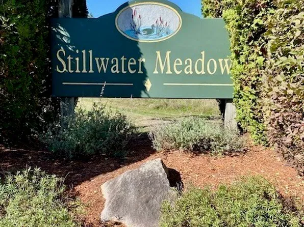 12 Riverview Rd APT B, Sterling, MA 01564