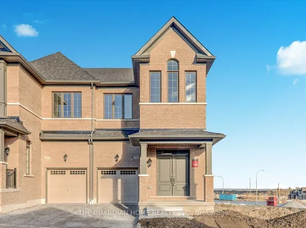 2913 Nakina St, Pickering, ON L1X 0P6