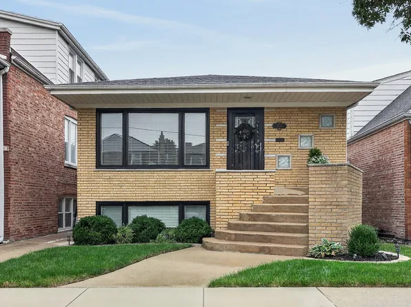 5533 S Sayre Ave, Chicago, IL 60638