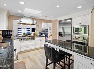 31 Grey Rock Dr, Greenwich, CT 06831