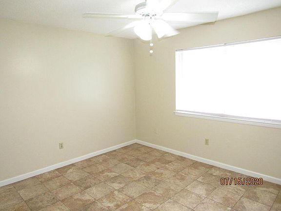 4th image of 201 College Blvd E Unit 21