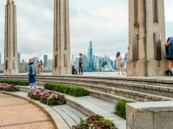 Four Avenue image 37 of 69