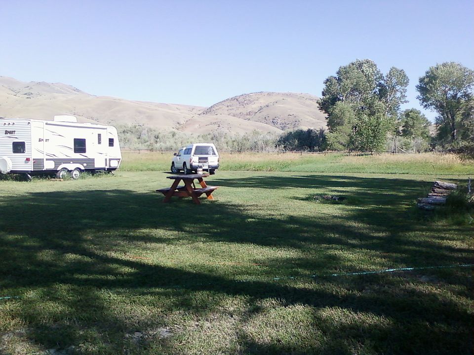 1st image of Twin Bridges Mt..jefferson River Property