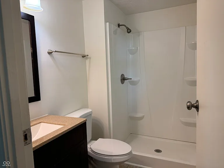 7717 Cambridge Dr — Photo 18