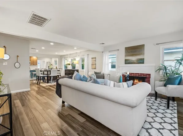 2116 S Sycamore St, Santa Ana, CA 92707