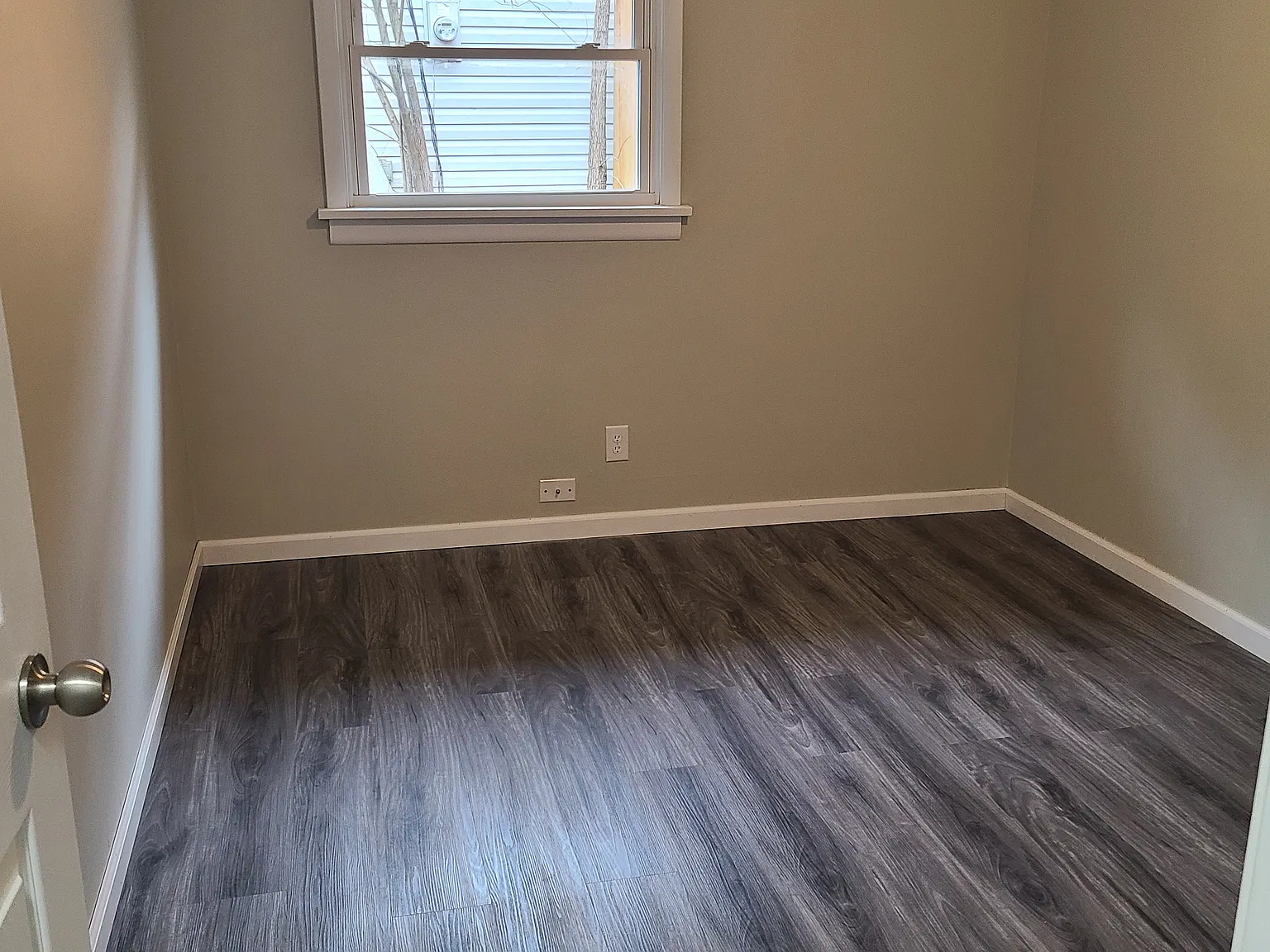 3 bed, 1215 sqft, $1,600 — Photo 4