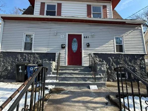 681 E 28th St Floor 2, Paterson, NJ 07504