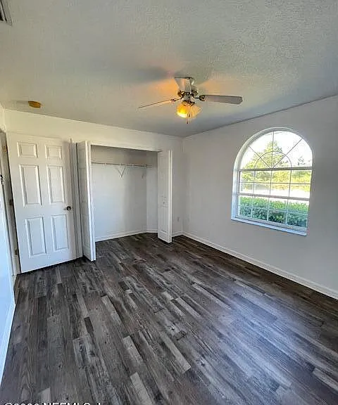 9 Lyons Pl — Photo 18