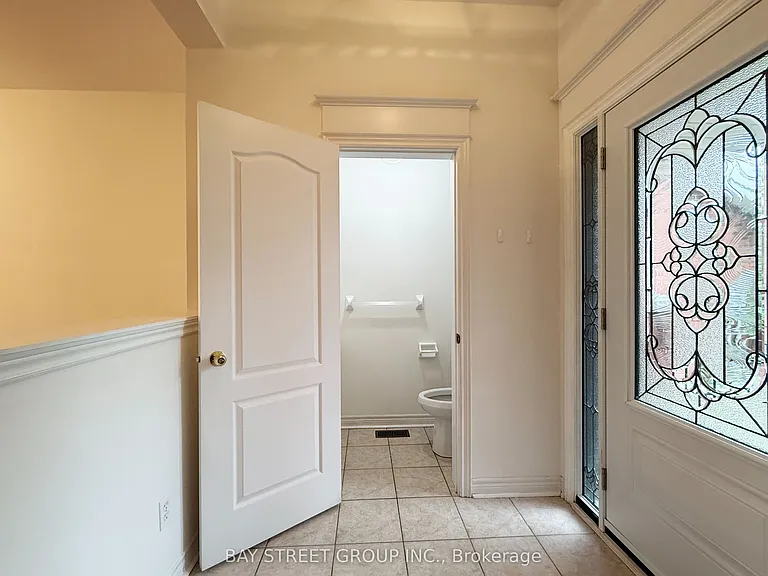 162 Denise Cir — Photo 3
