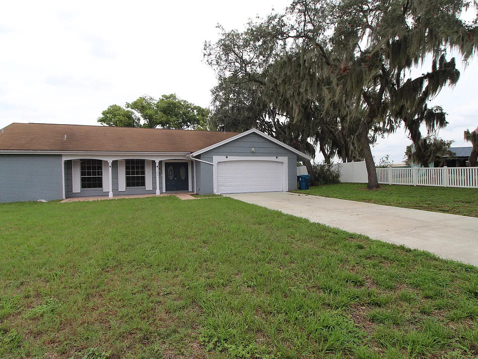 5565 Baffin Cir