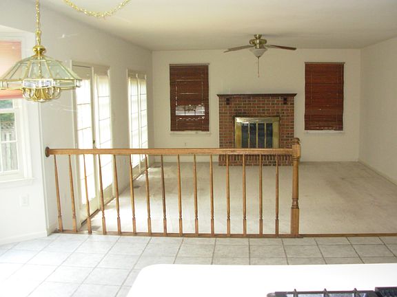 3rd image of 13335 Glen Taylor Ln