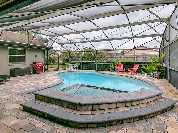2nd image of 341 Ringwood Cir