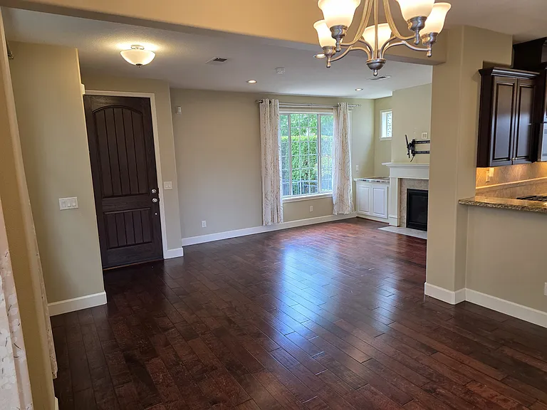 16360 NW Rossetta St — Photo 6