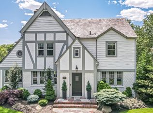 827 Cedar Ter, Westfield, NJ 07090