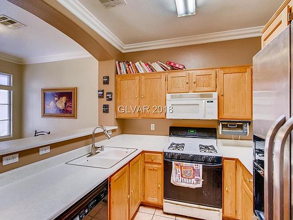 5th image of 1346 Silver Sierra St