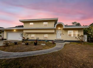 517 NW Floresta Drive, Port Saint Lucie, FL 34983