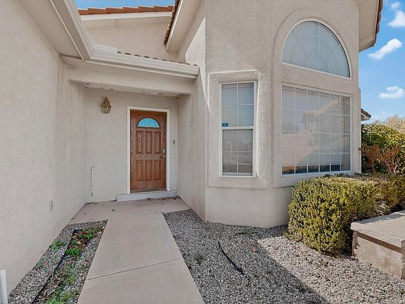 5th image of 3149 Ashkirk Loop SE