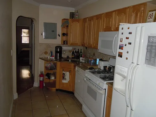 Rented by Keller Williams NYC | media 23