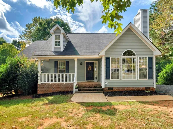 70 Grist Mill Dr, Franklinton, NC 27525