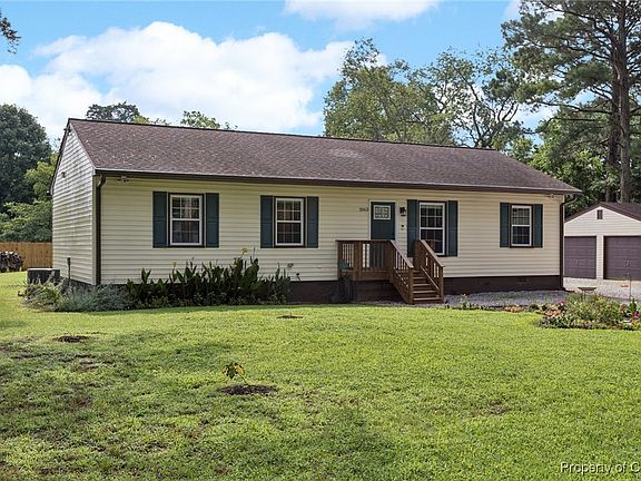 3rd image of 2063 Riley Ln