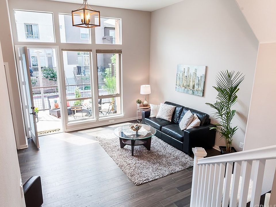 1st image of 5509 W 149th Pl Unit 3