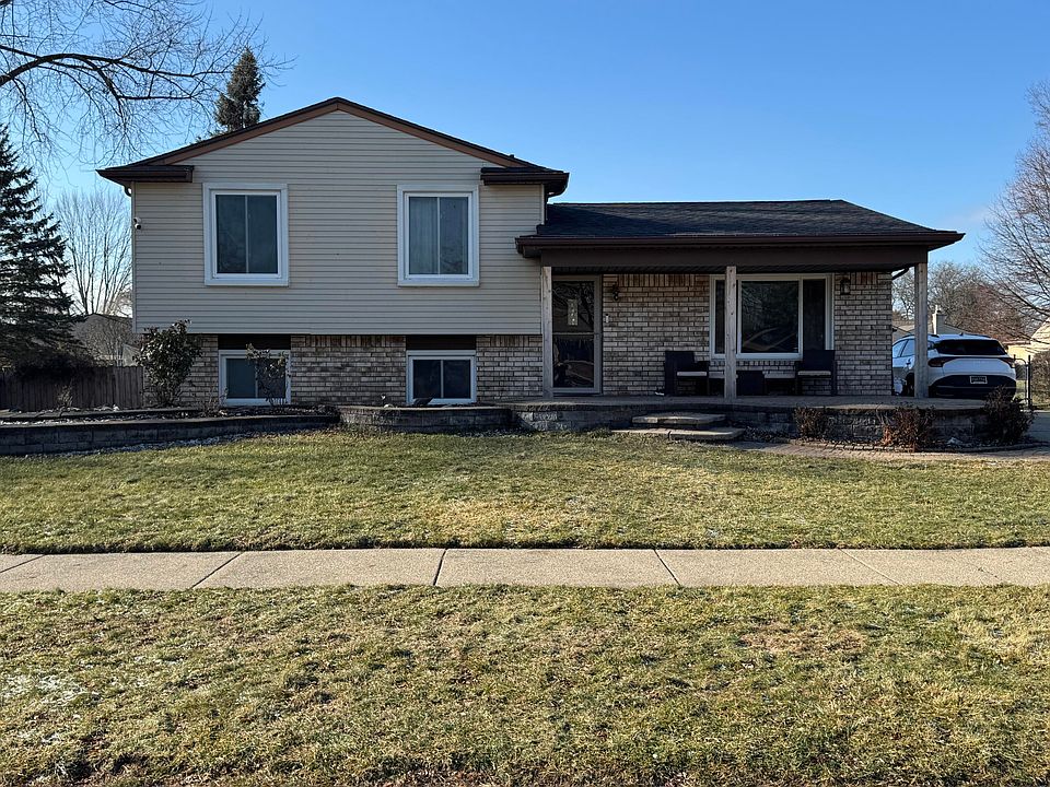 1st image of 39825 Wolo Ct