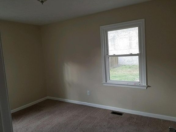5th image of 321 Agusta Dr